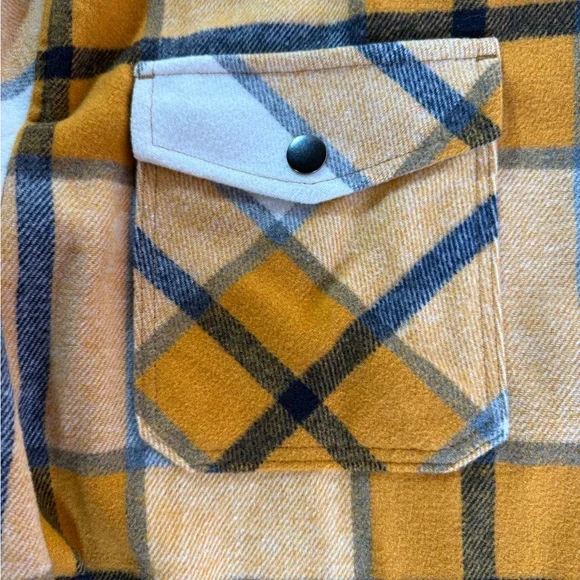 The HFX Women's Plaid Flannel Shirt Jackets in Size L - Picture 6 of 11